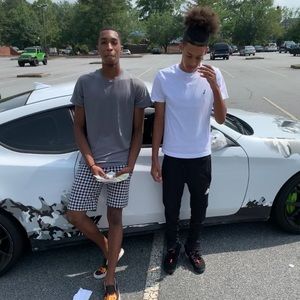 Meet your Posher, Cameron